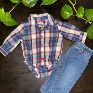 Wrangler Blue and Red Button Down Shirt Classic Plaid Design